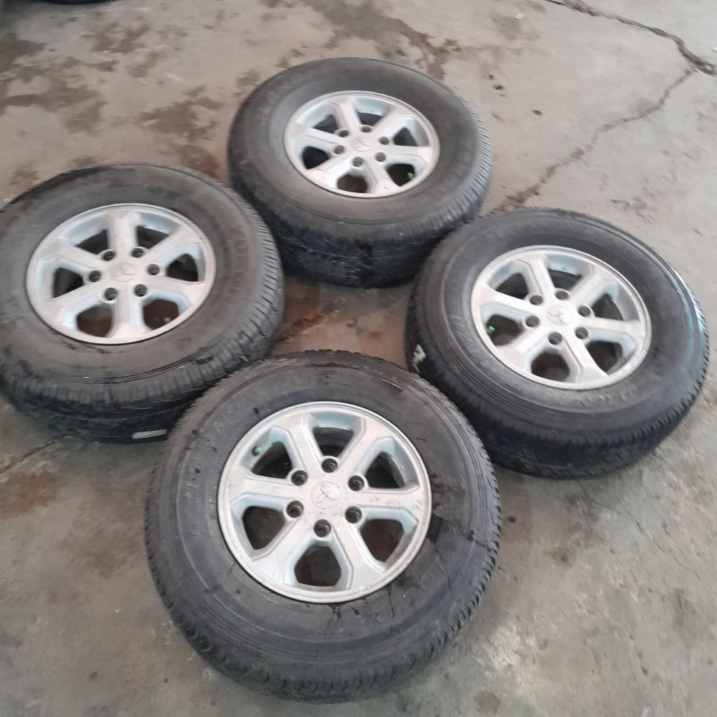 VELG MOBIL ORI STD TRITON RING 16 LEBAR 7 LUBANG BAUT PCD 6X139 + BAN YOKOHAMA DUNLOP 265/70 245/75R