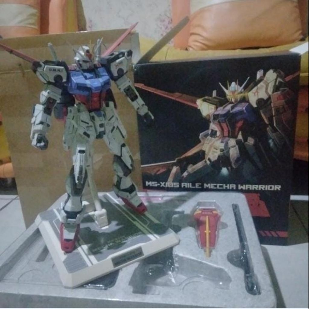 moshow aile strike metal build