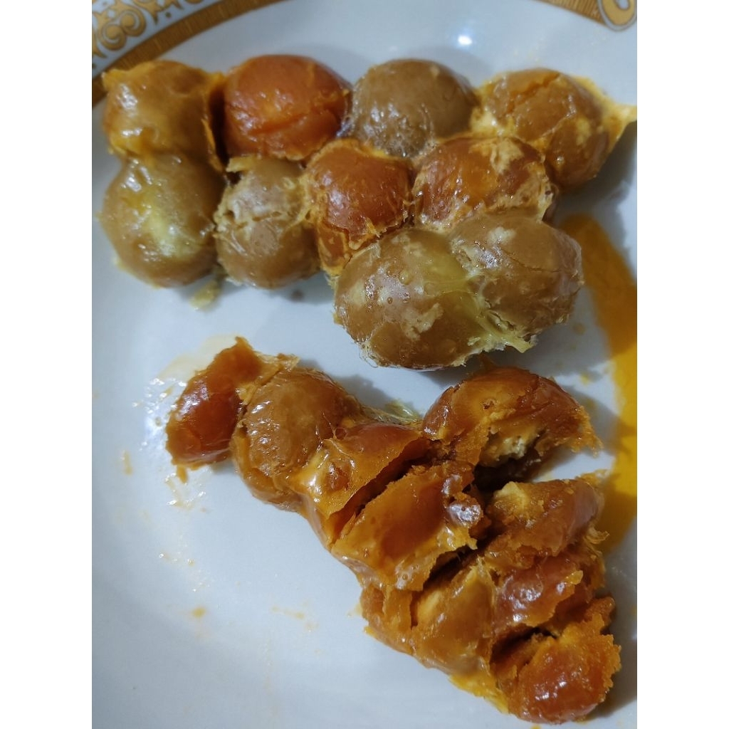 

Kuning Telur Bebek Asin Matang ( Isi 15 Butir )