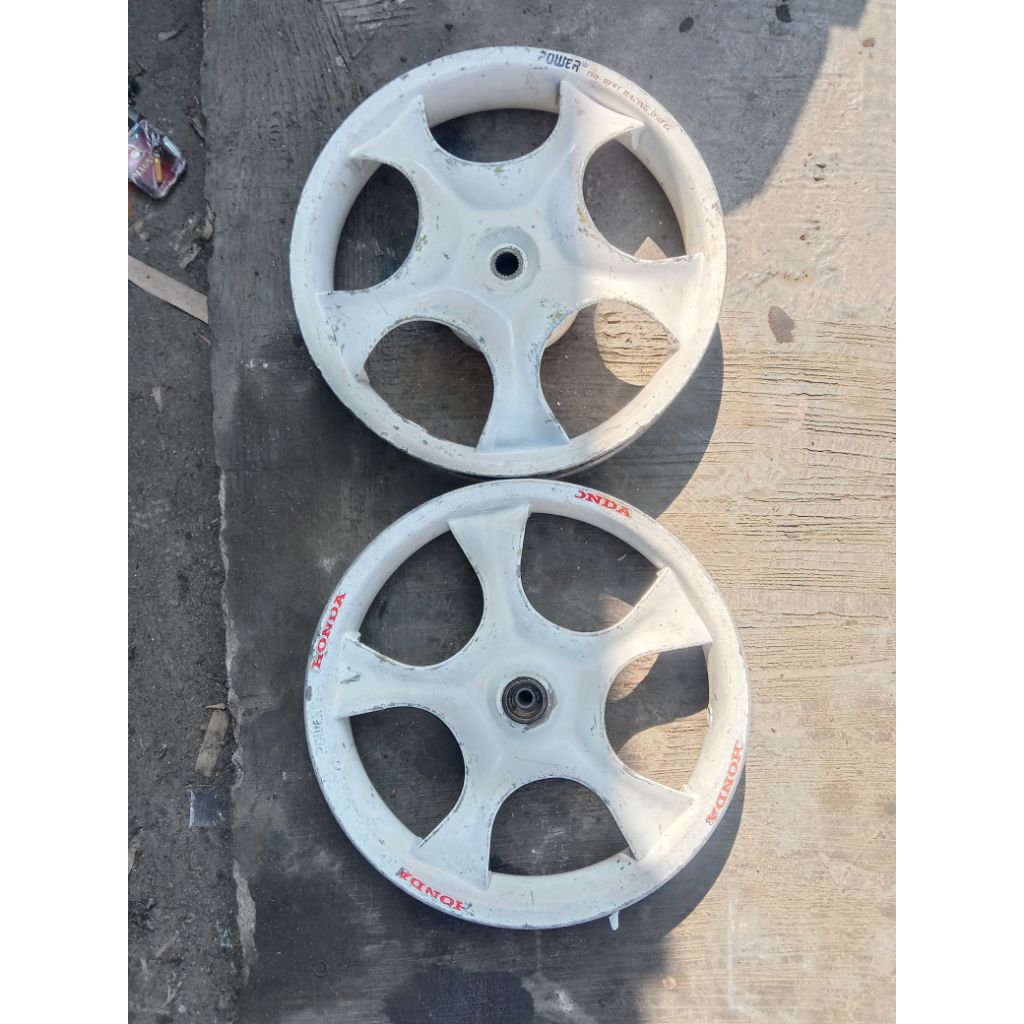 velg racing variasi 1set kotak lebar motor beat karbu lama/Vario 150/160/Scoopy beat fi bisa request