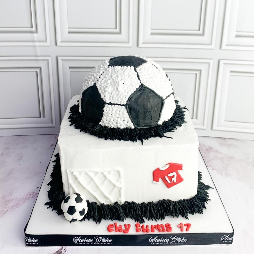 

Kue Ulang Tahun/Birthday Cake/Kue Ultah Tena Bola/Bola Cake/Kue Birthday Jakarta Tema Bola/Kue Birthday Jakarta