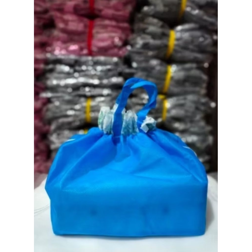 tas hajatan tas serut UK box 20x20 cocok untuk kotak nasi/kotak Snack/tas godibag,tas spunbod polos