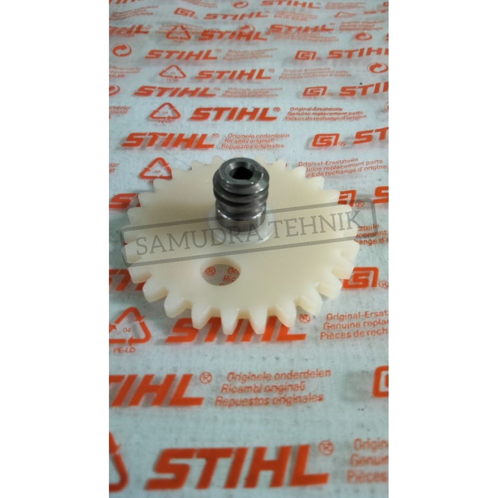 WORM GEAR GIGI POMPA OLI CHAINSAW MS381 STIHL ORIGINAL