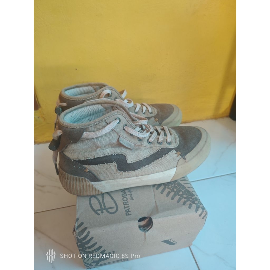 Patrobas x Nevertoolavish ukuran 40 murah dikson harga nego