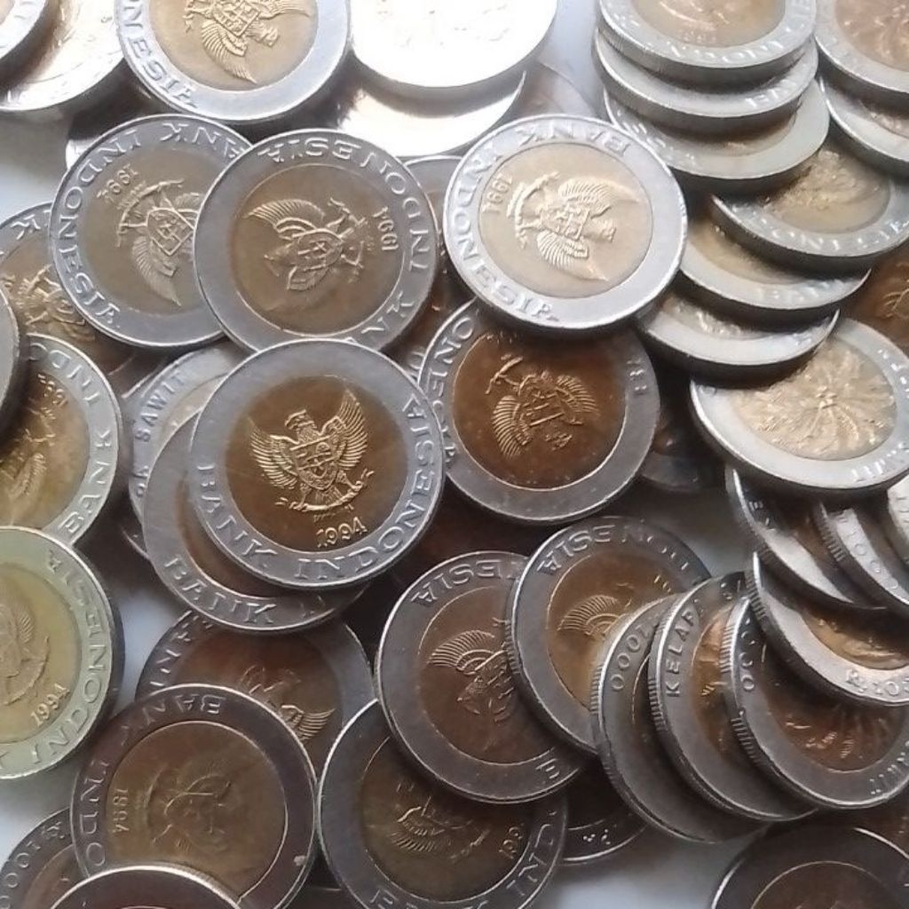 UANG KUNO BIMETAL KOIN 1000 RUPIAH KELAPA SAWIT TAHUN 1994