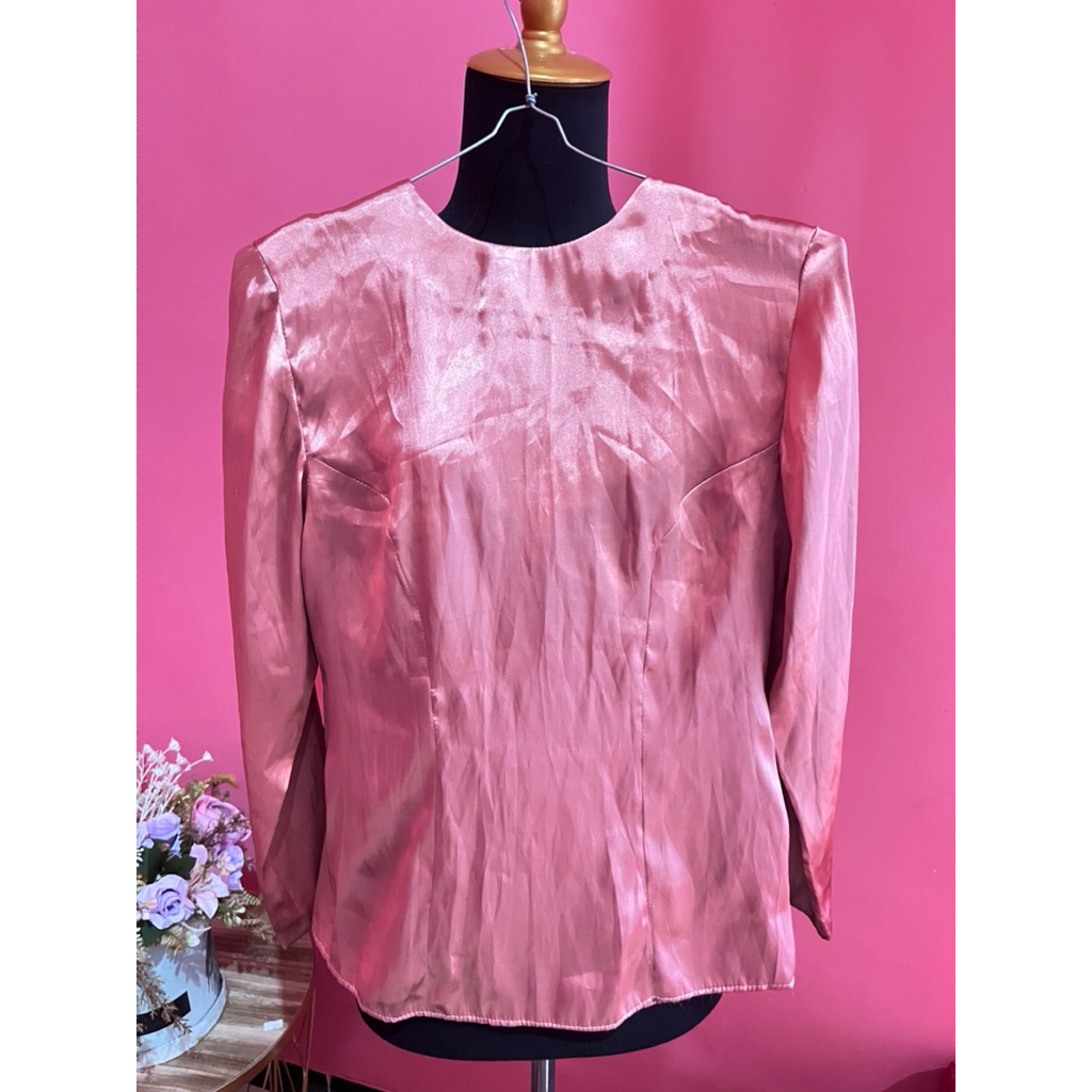 Preloved kemeja satin wanita