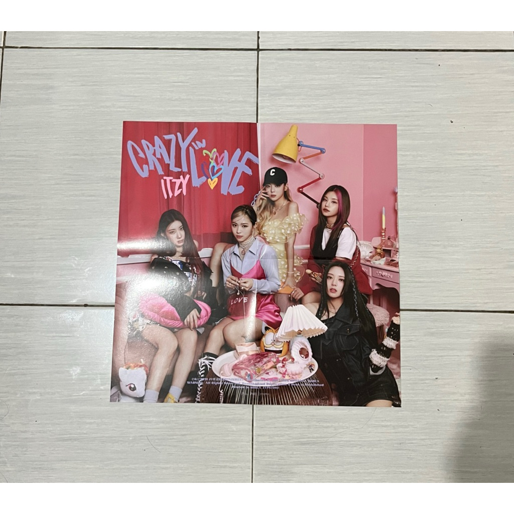 OFFICIAL ITZY Crazy In Love