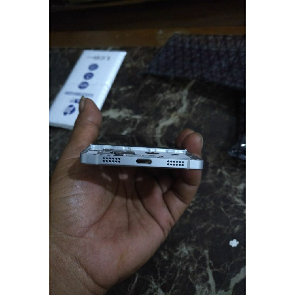 part blackberry KEY2