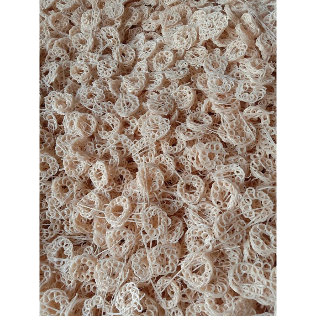 

KERUPUK MAWAR PUTIH MENTAH KERUPUK SEBLAK RAFAEL MENTAH KERUPUK MAWAR PUTIH SEDANG MENTAH 250GR 500GR 1KG