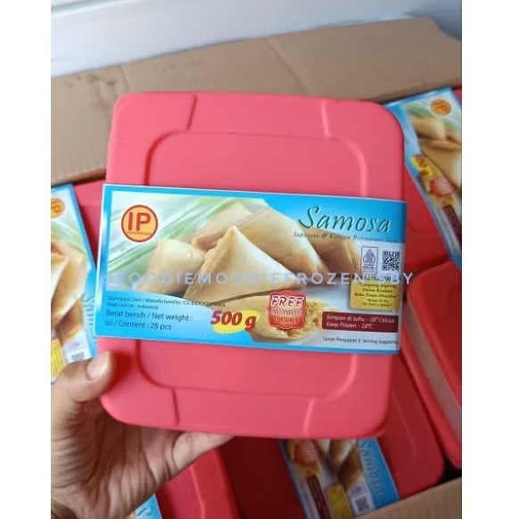 

Samosa curry IP 500gr isi 25pcs