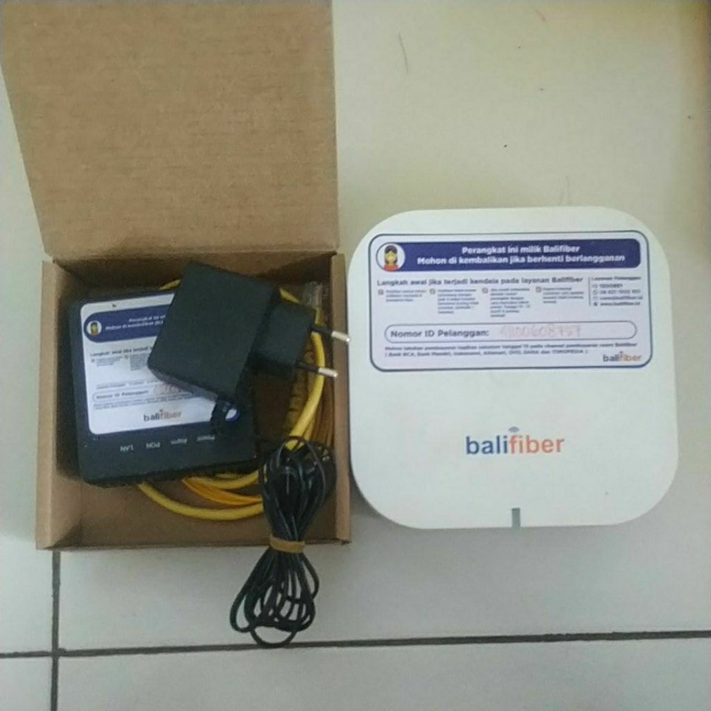 Router BALIFIBER WPX8324-BT tanpa adaptor, minus tidak terbaca jaringan wifil. Foto deskripsi produk