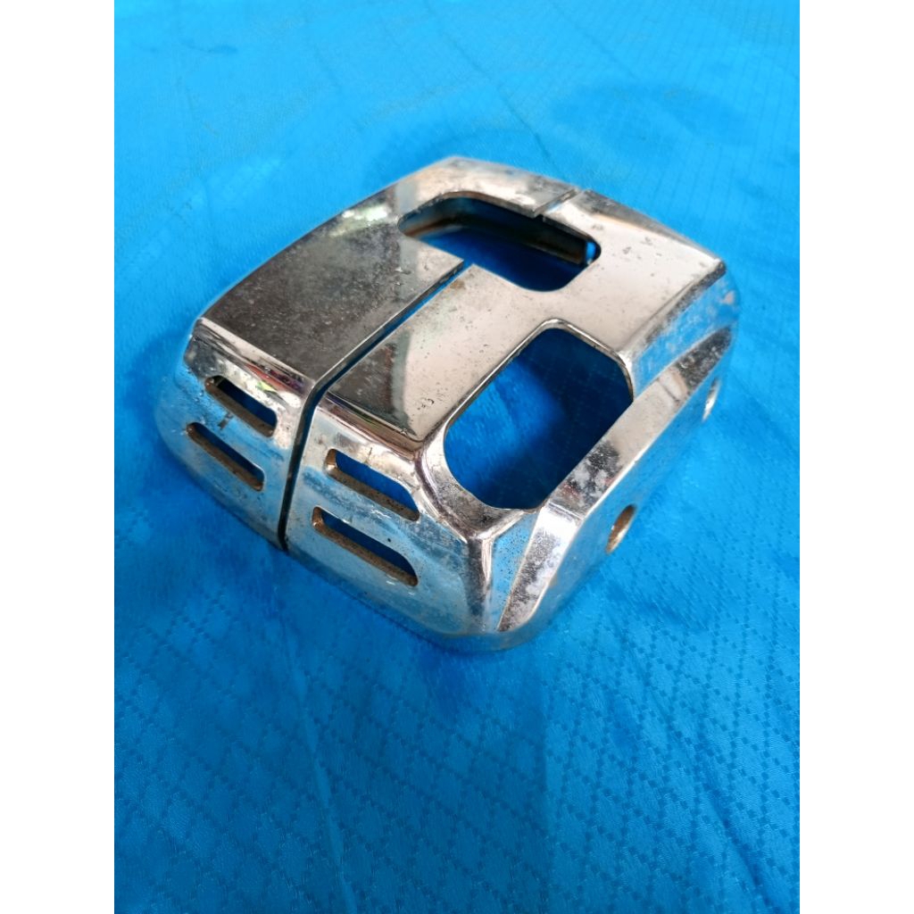 cover head Suzuki Thunder 125 Original / cover mesin Thunder 125 Original copotan