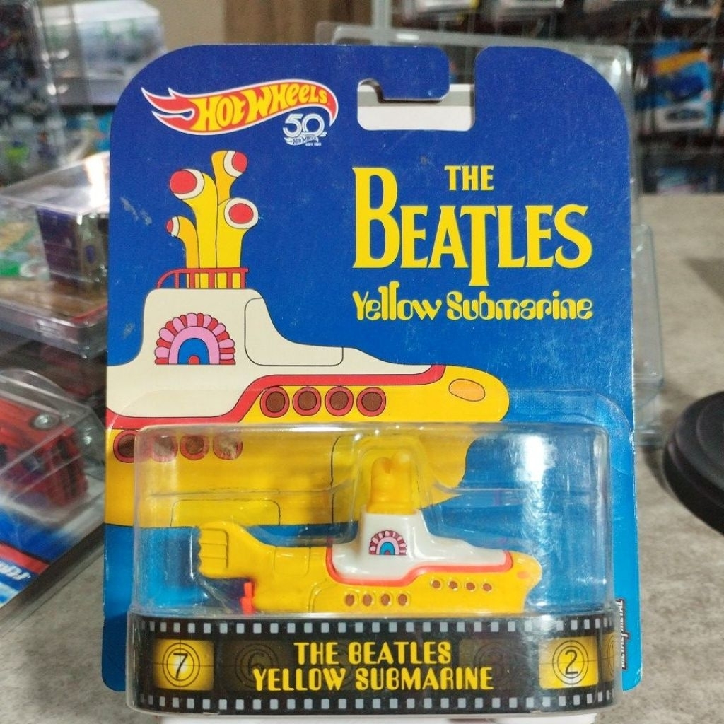hotwheels THE BEATLES YELLOW SUBMARINE