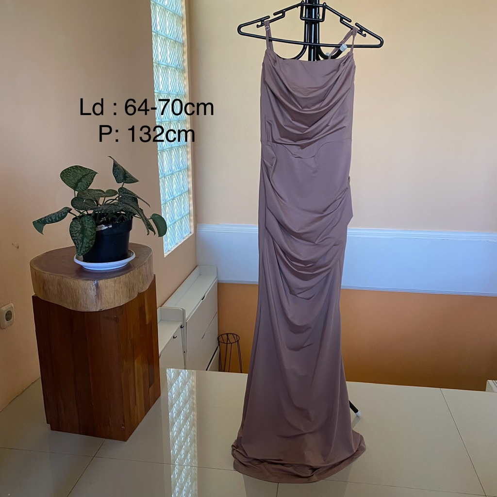 dress pesta dusty pink