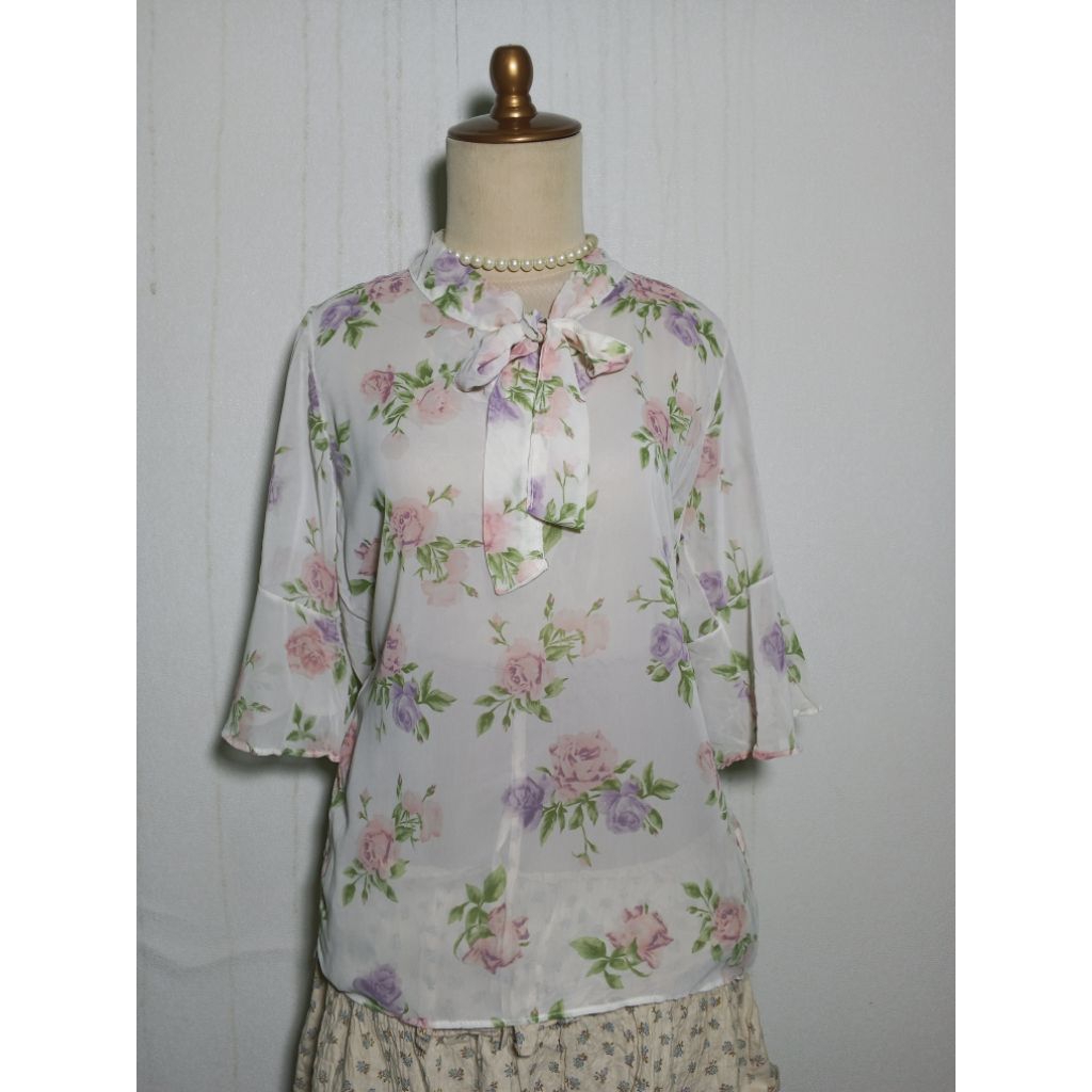 Blouse vintage floral chiffon Korean style