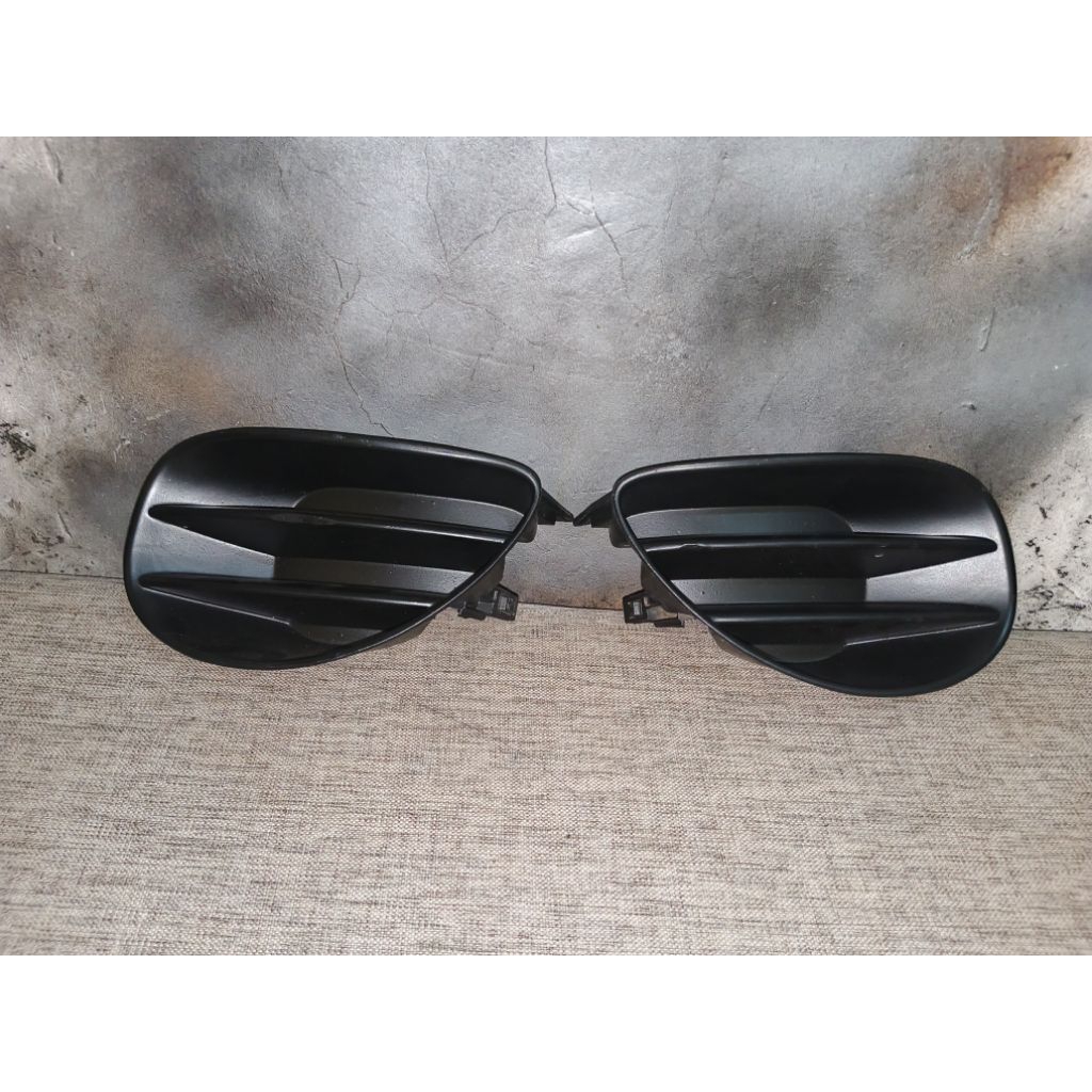Cover Foglamp Bemper depan Toyota Yaris bakpao thn.2007-2012 Original