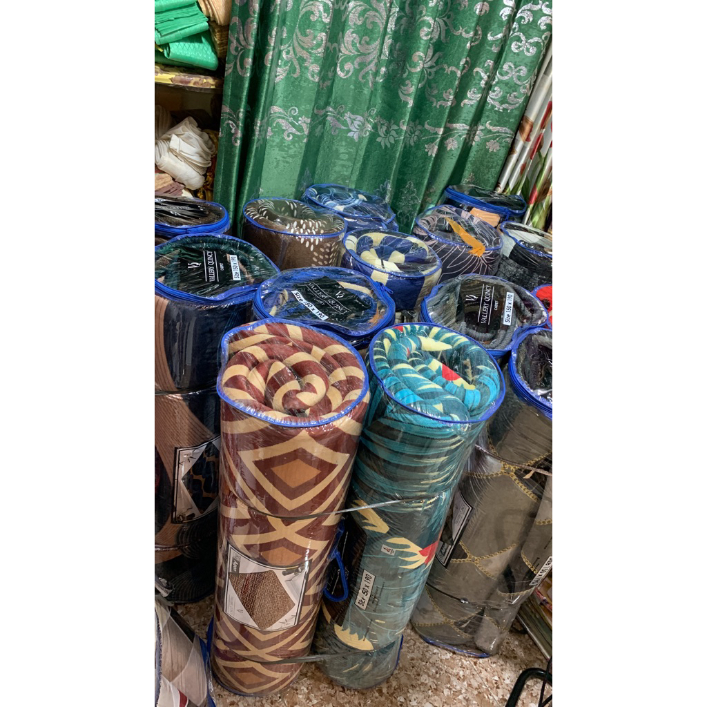 karpet quincy tebal