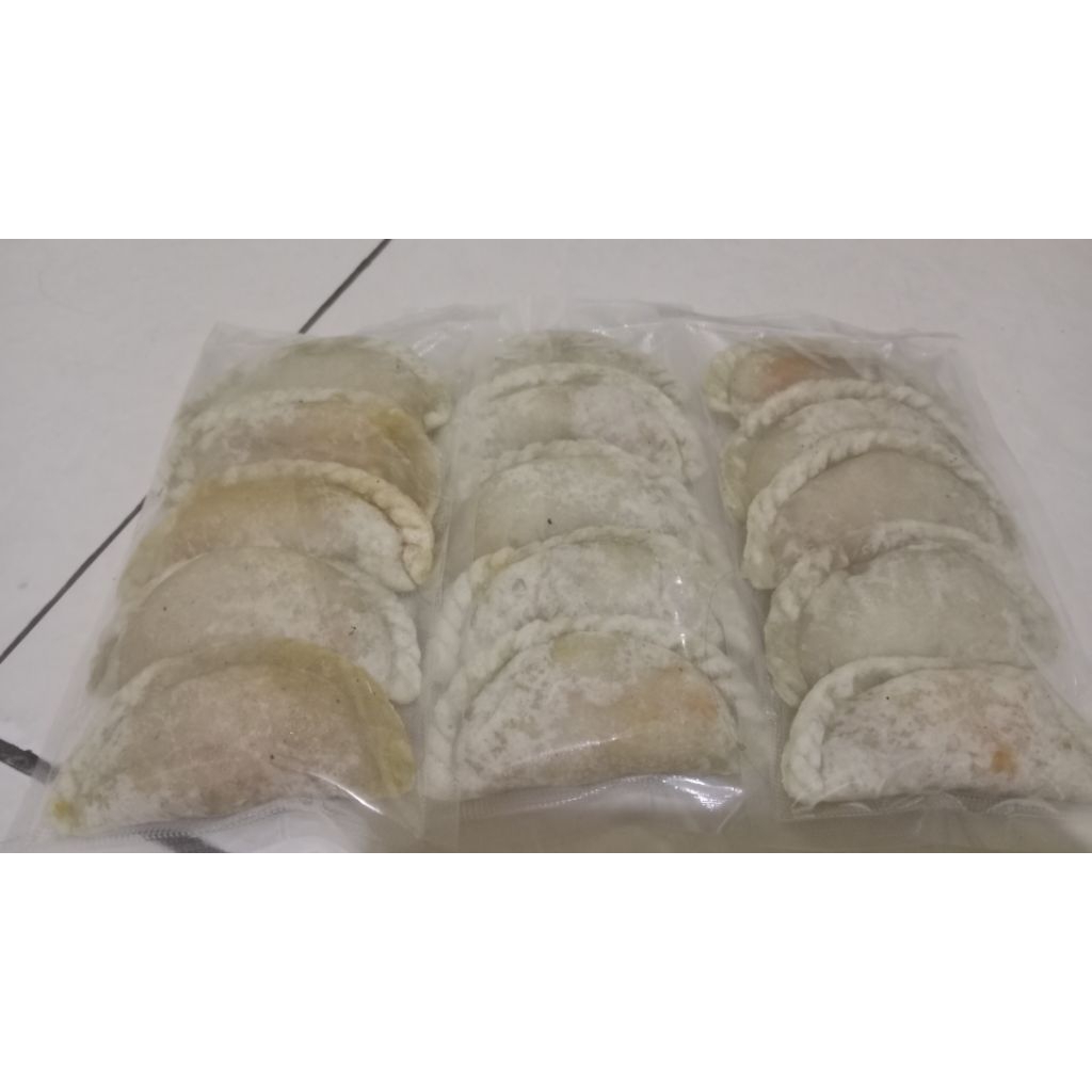 

cireng isi ayam suir