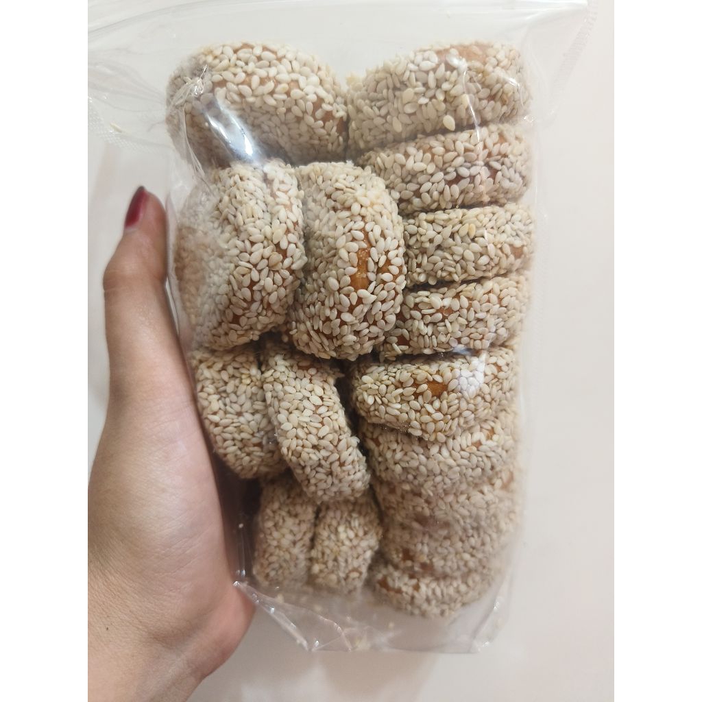 

KUE MARRIE WIJEN CARAMEL UKURAN 250 GRAM GURIH MANIS CARAMEL