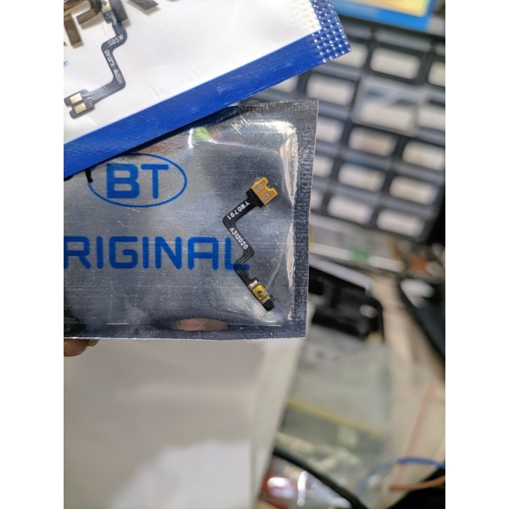 PLEXIBLE ON OF OPPOA31