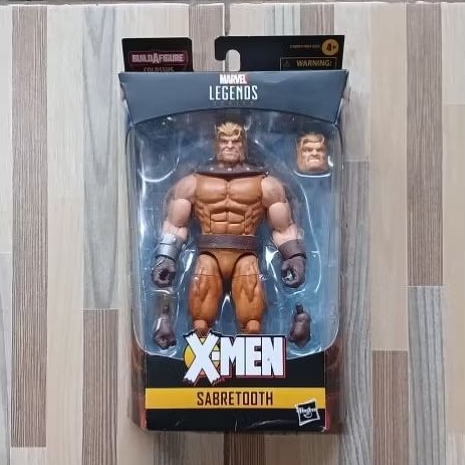 Marvel Legends Sabretooth