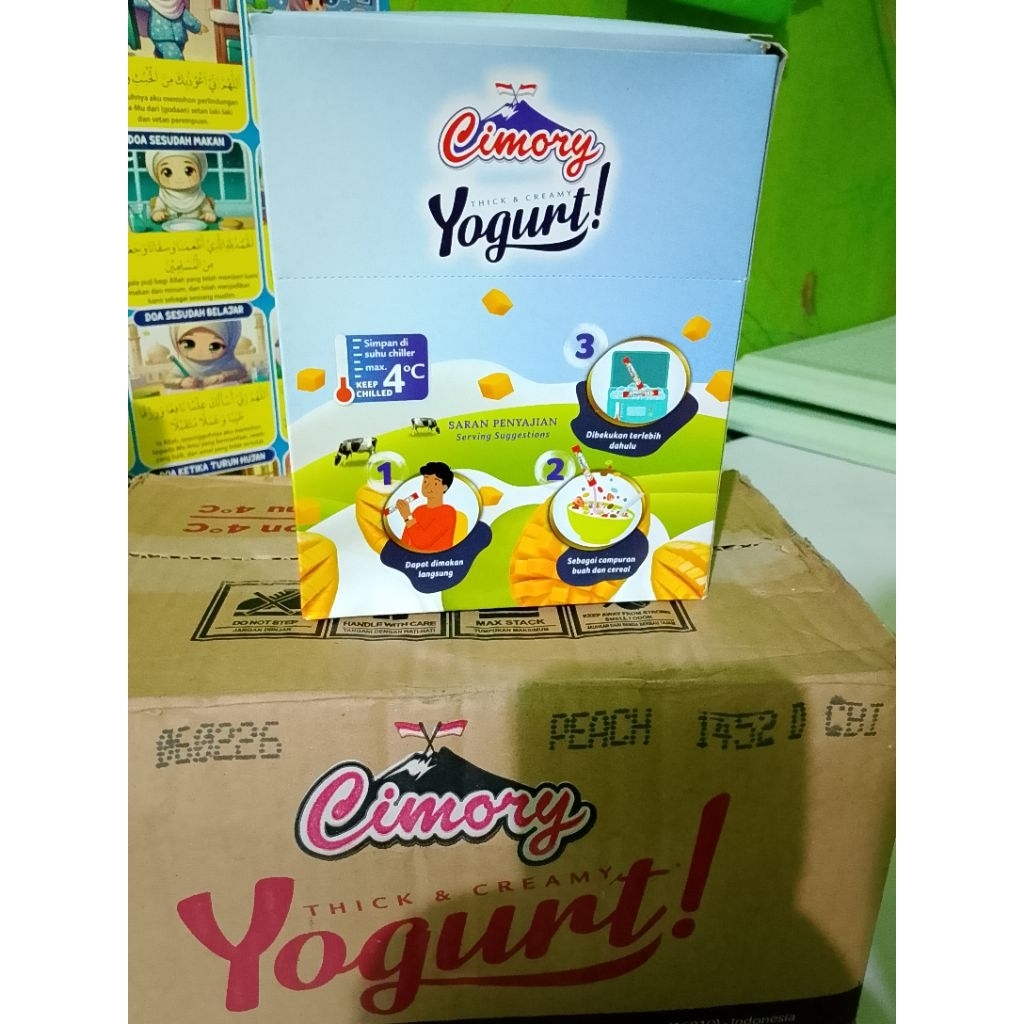 

CIMORY YOGURT STIK RASA MANGGO STICKYRICE 1 karton isi 4 box