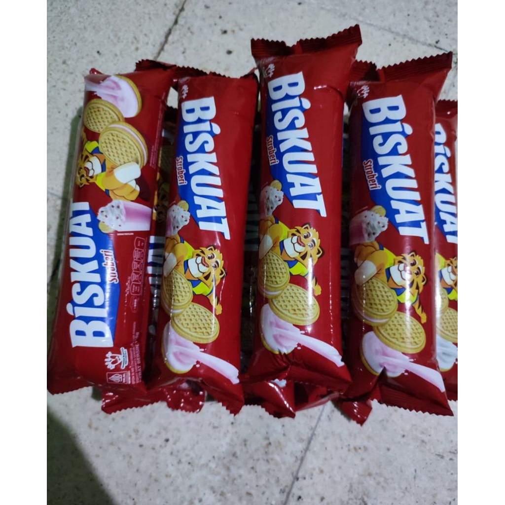 

biskuat sandwich vanila dan stawberry 105gr