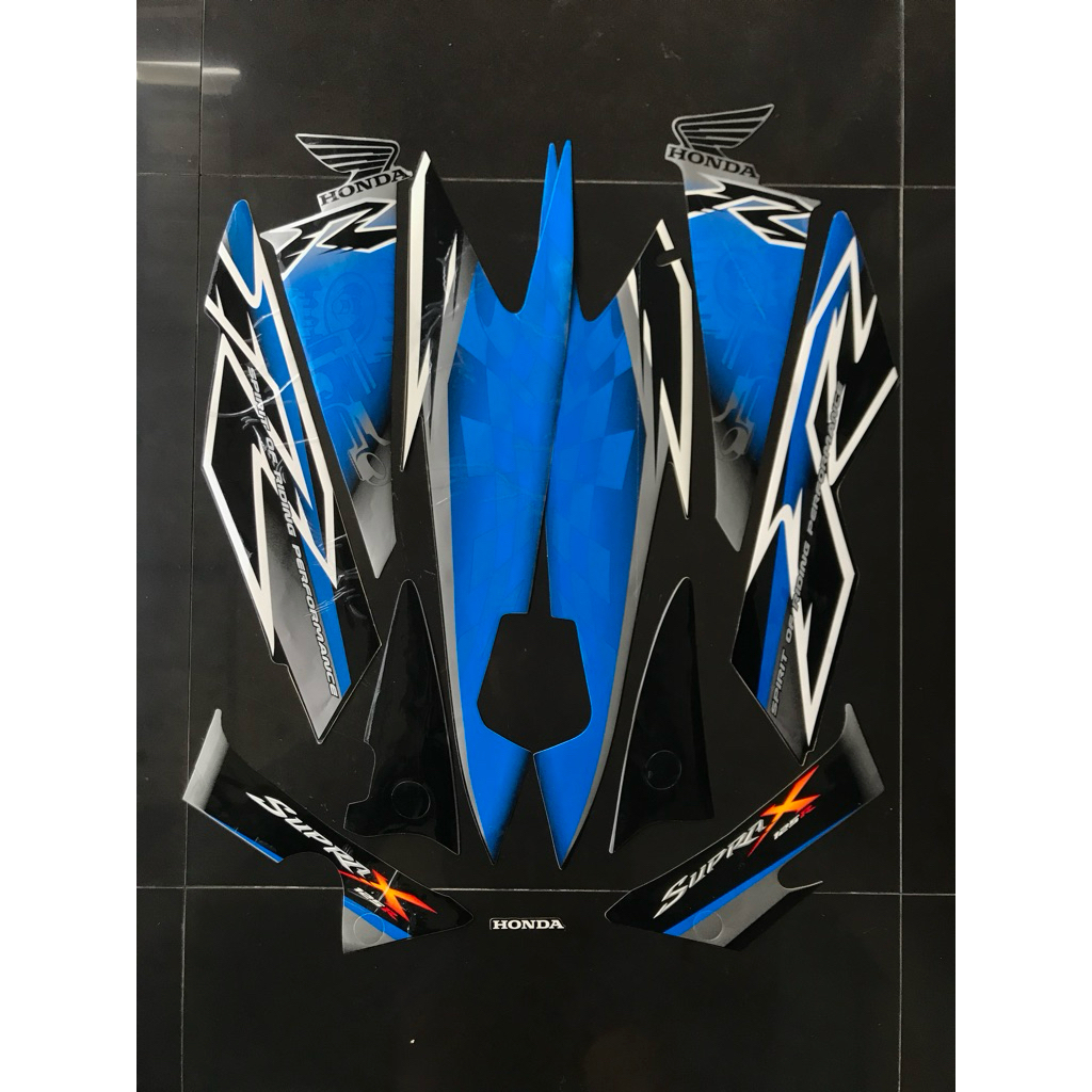 STRIPING STIKER SUPRA X 125 R 2008 2008 HITAM SILVER LIS BIRU
