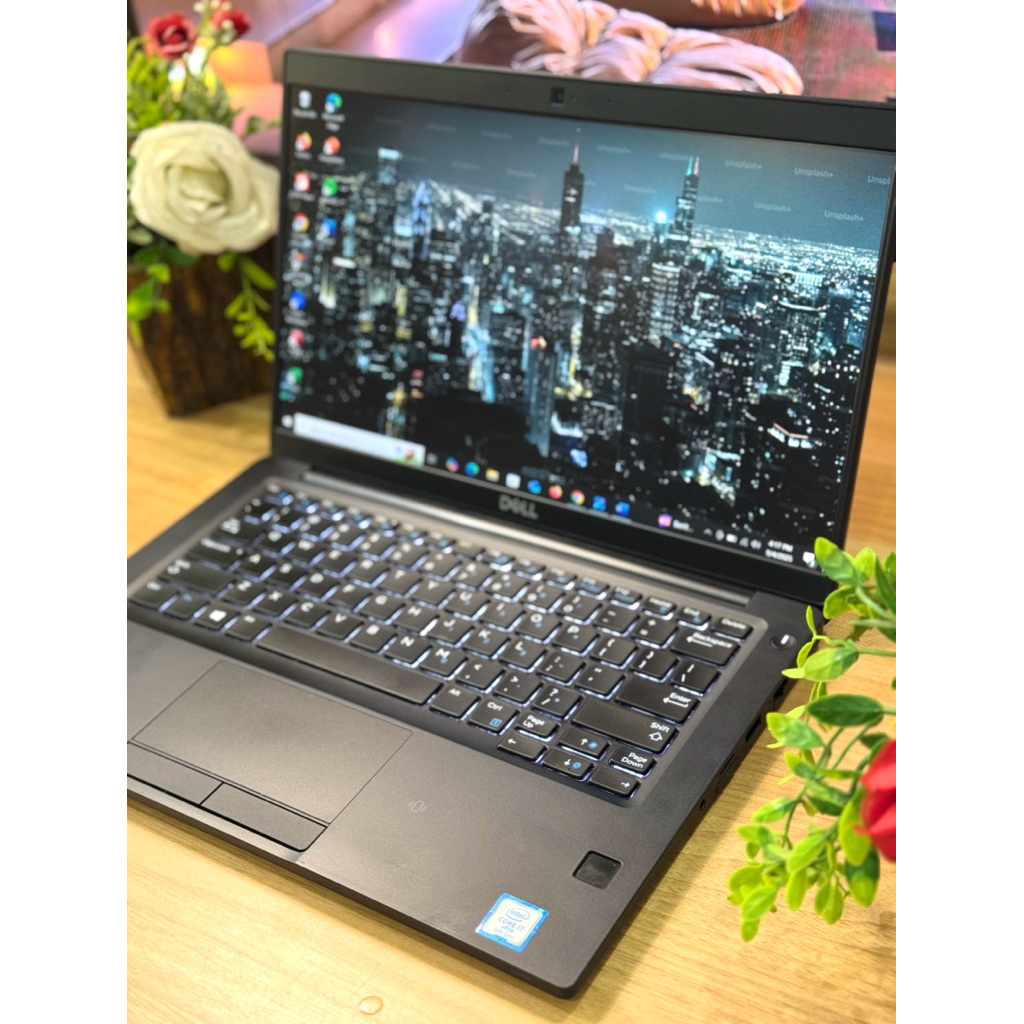DELL LATITUDE 7390 i7 8/256