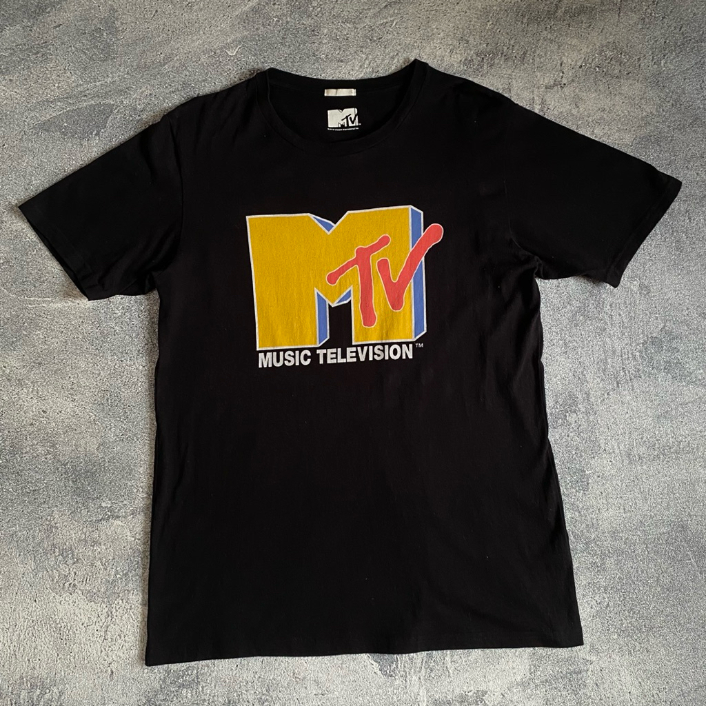 KAOS GLOBAL UNIQLO GU X MTV MUSIC TELEVISON ORIGINAL