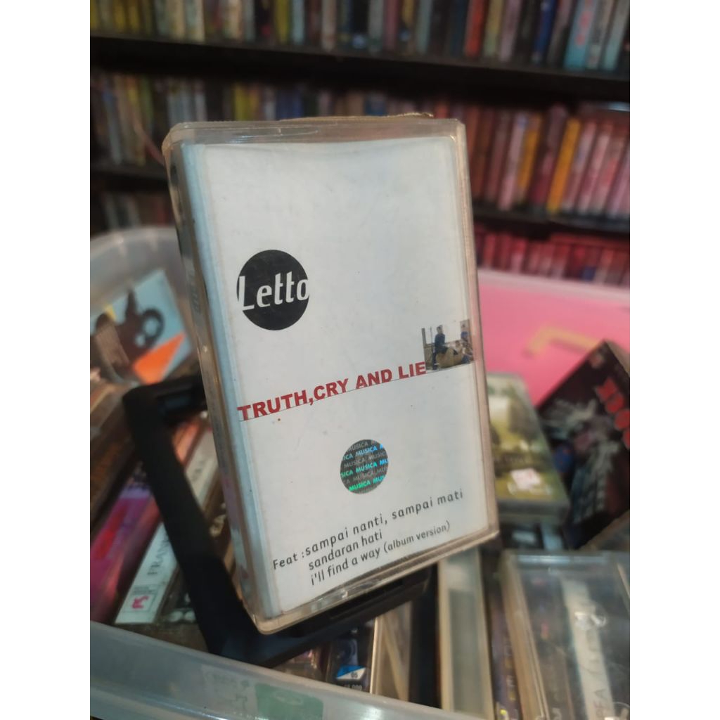 KASET BAND LETTO TRUTH CRY & LIE