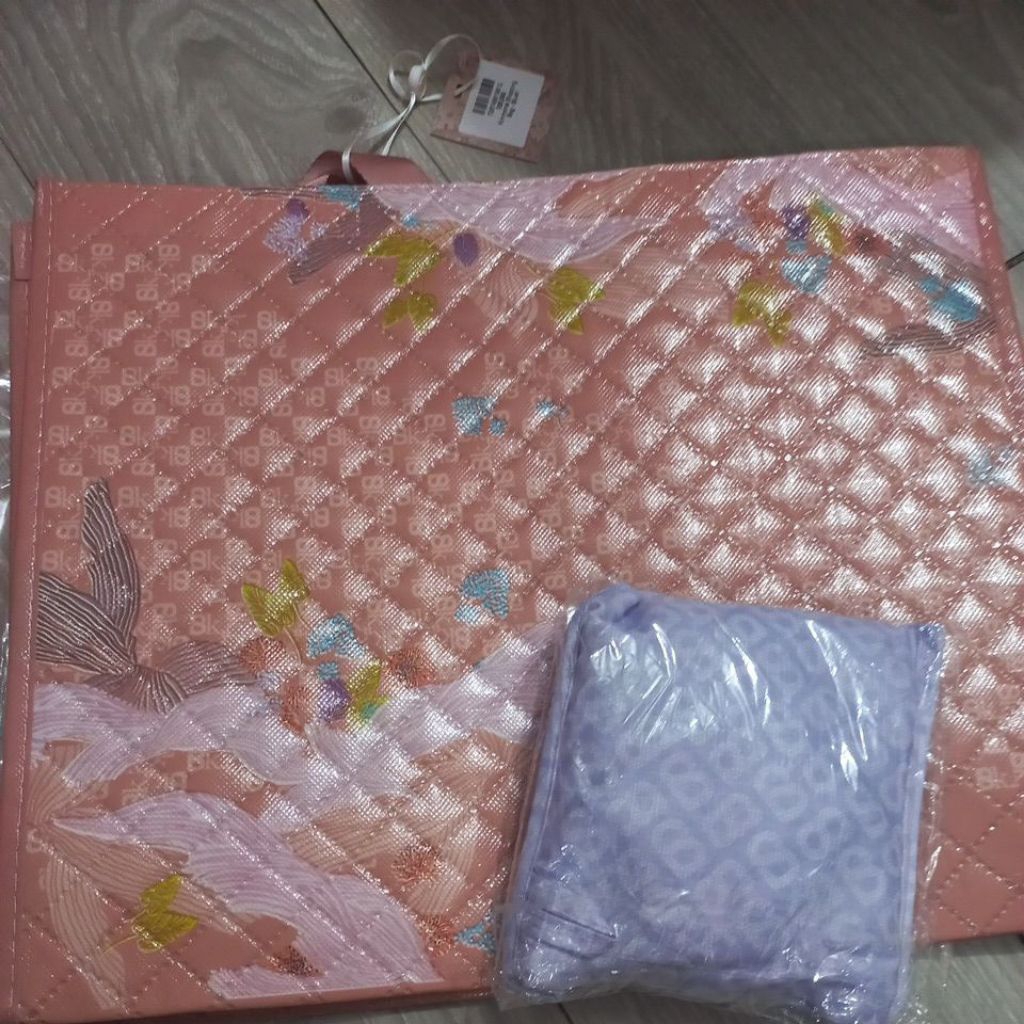 Buttonscarves Shopping Bag