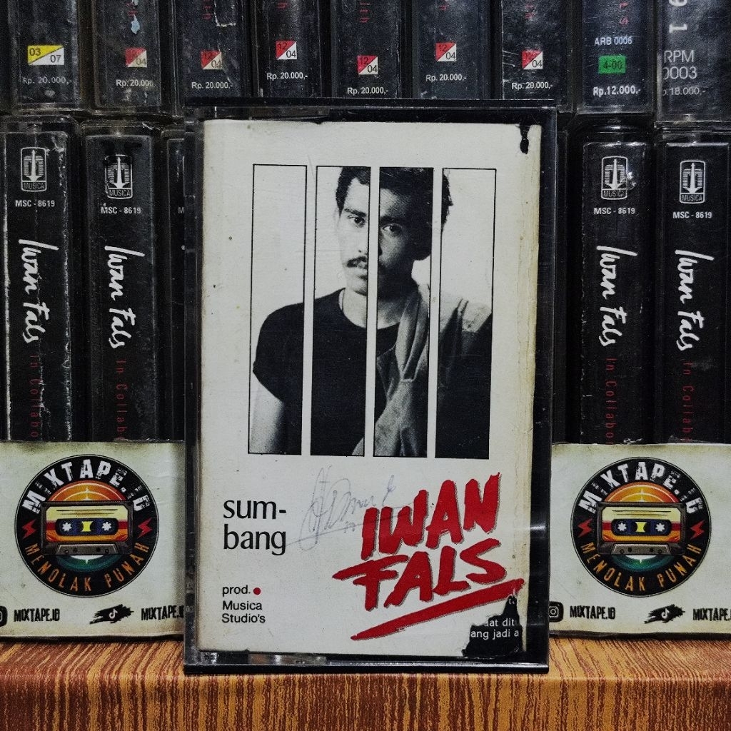 Kaset Pita - Iwan Fals - Sumbang (Rilisan Awal) - Radio Tape - Kaset - Radio - Pemutar Kaset - Retro