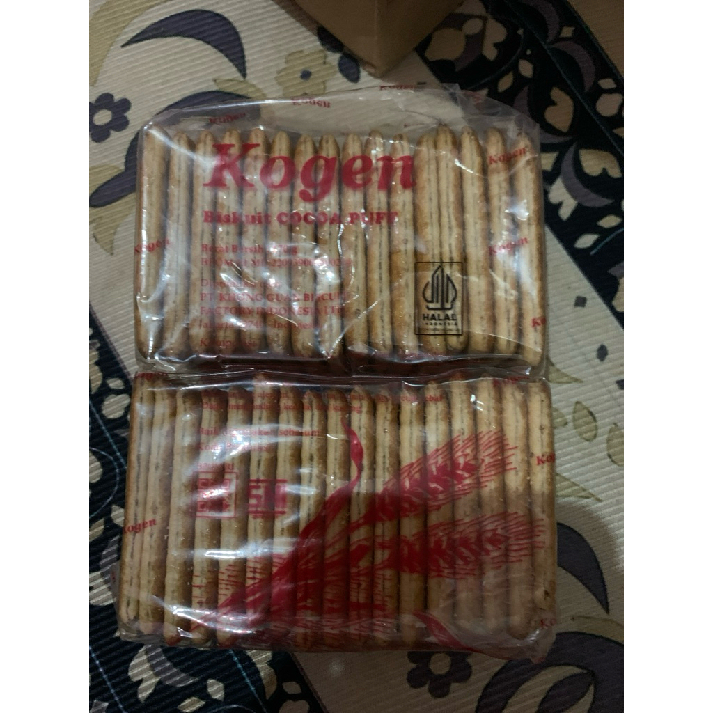 

Kogen Biskuit Cocoa Puff 850 gr (isi 5 @170gr)