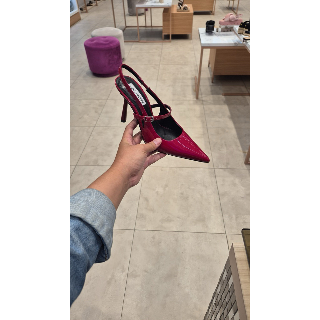 Steve Madden Armour Tibetan Red Original Resmi