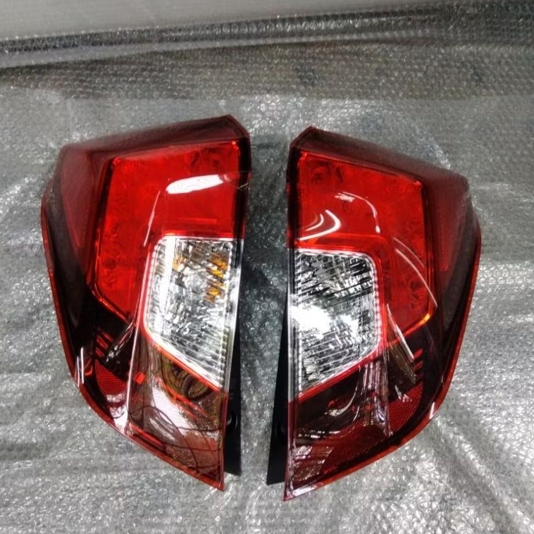 stoplamp lampu belakang honda jazz gk5