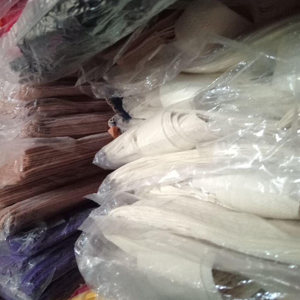 

TAS SPUNBOND POLOS TIPE HANDEL LIPAT SAMPING 20X25 CM 20 X 25 CM GROSIR MURAH GOODIE BAG GOODIEBAG/ TAS SPUNBOND TALI / TAS WEDDING / TAS UNDANGAN / TAS UNDANGAN SPUNBOND / TAS SPUNBOND SABLON /TAS SOUVENIR / TAS SOUVENIR MURAH