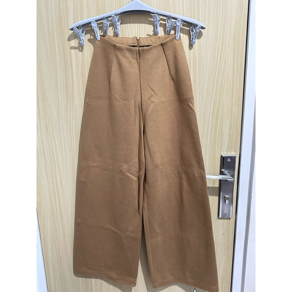 (preloved) celana kulot scuba