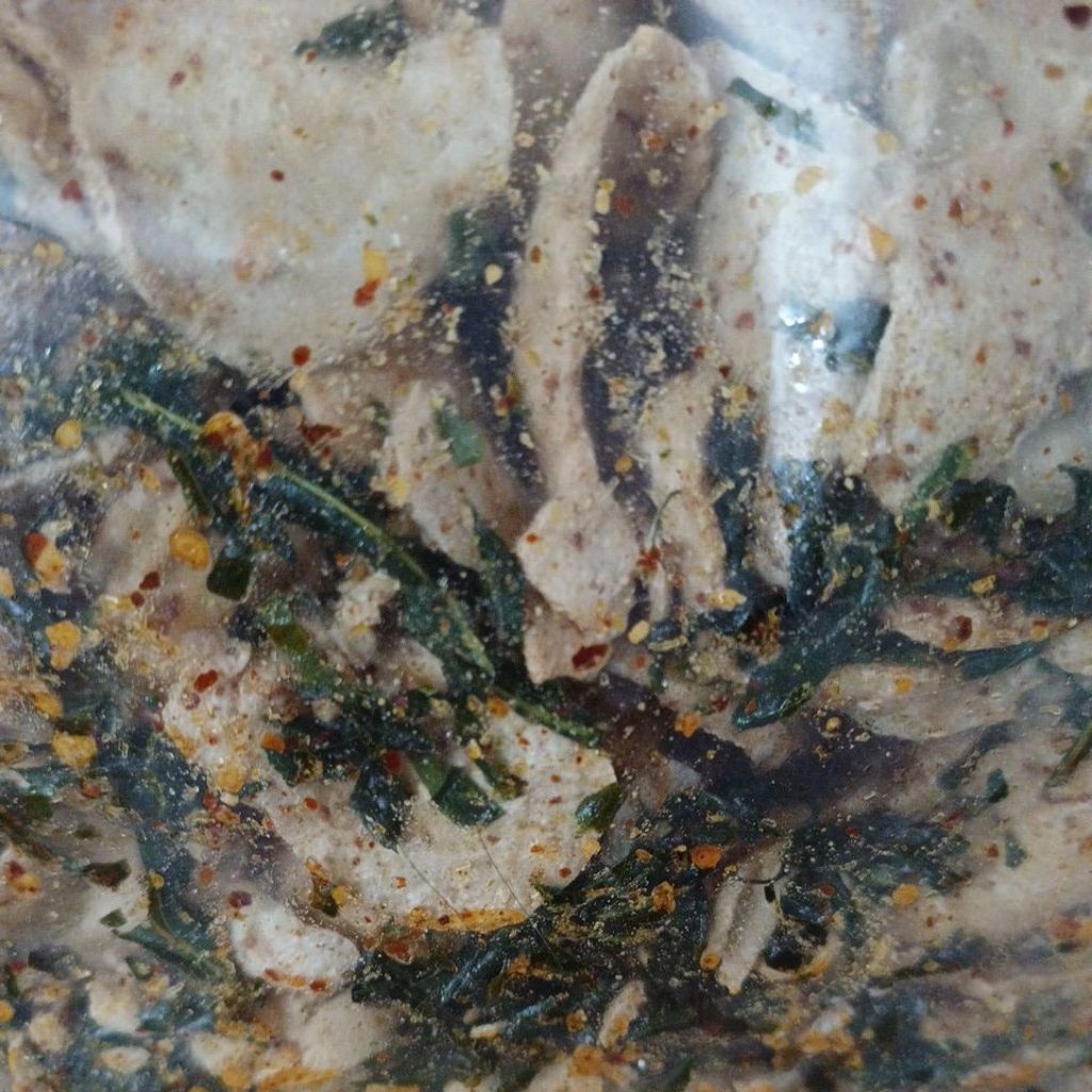 

basreng bulat pedas daun jeruk 1kg