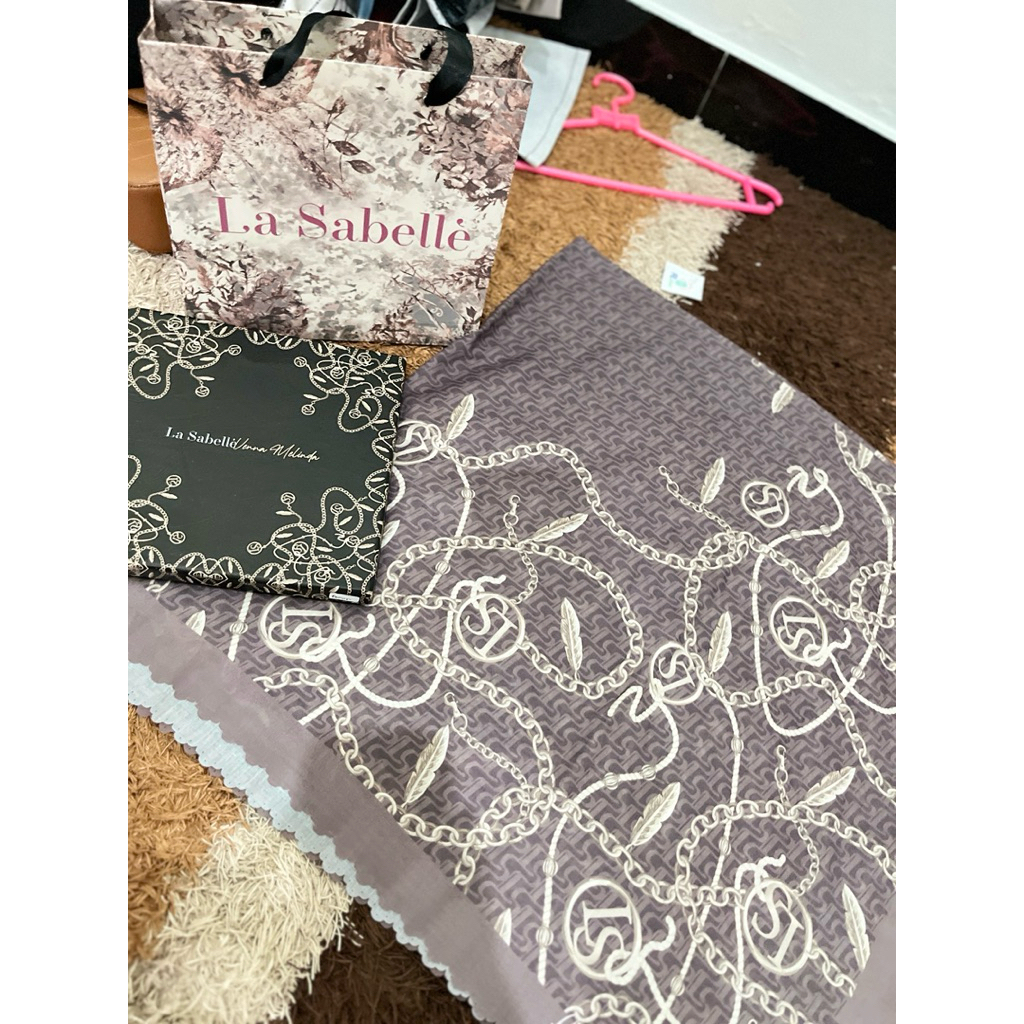 preloved hijab scarf la sabelle