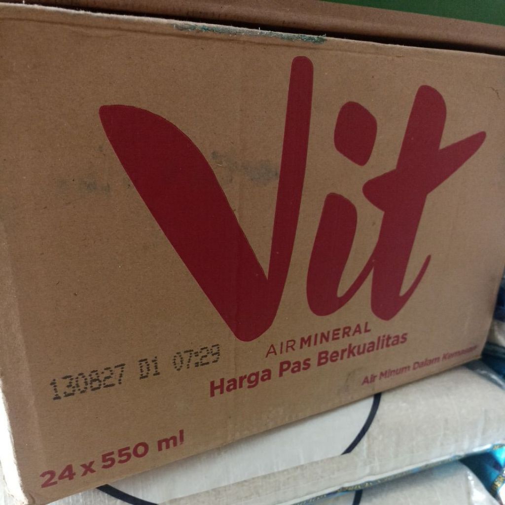 Air Mineral, Air Minum Botol, Vit Air Mineral 550ml