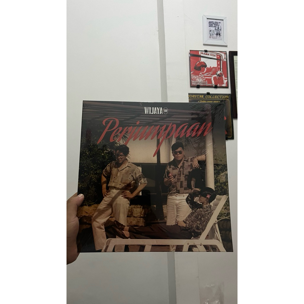 vynil wijaya 80