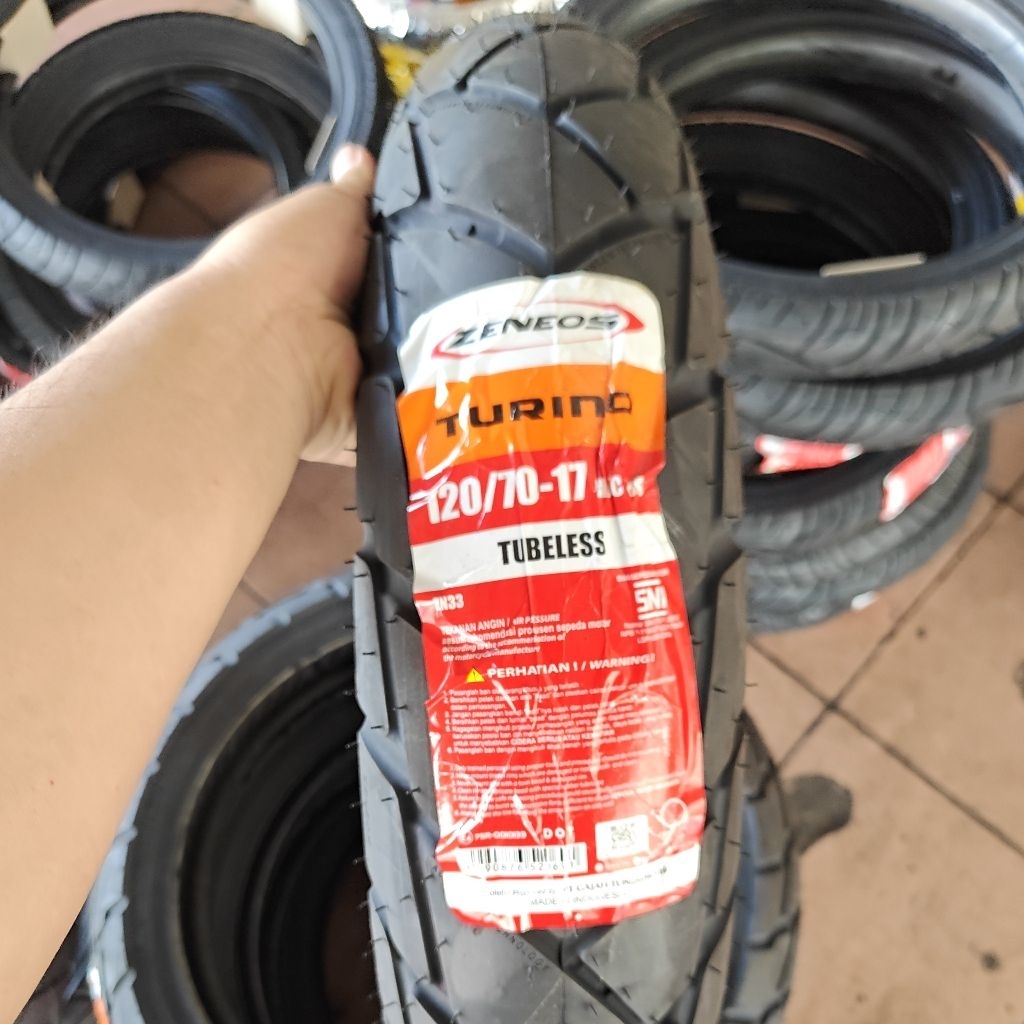Ban luar zeneos tubeless 120/70-17 turino zn33