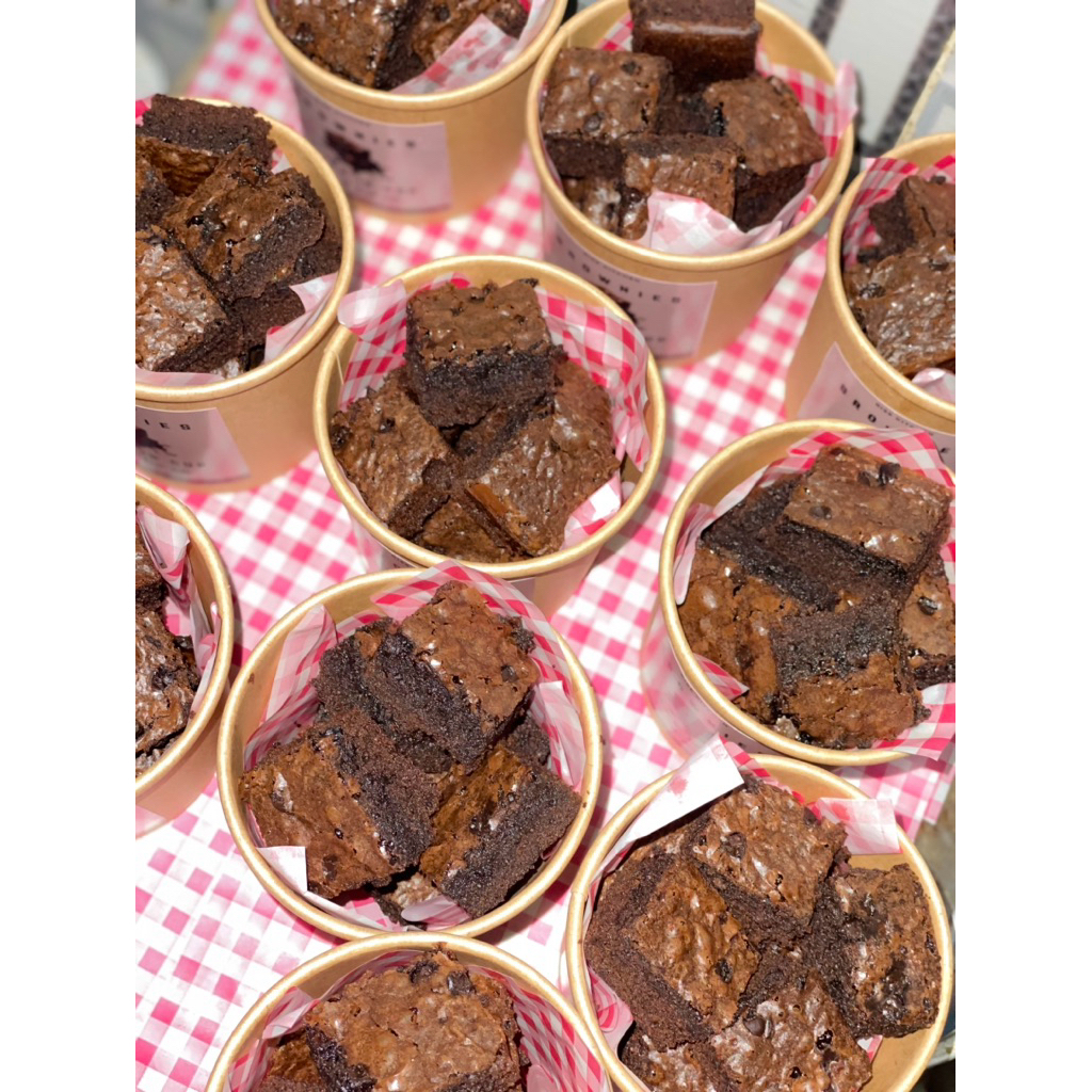 Brownies Bites in Cup/ Fudgy Brownies/Brownies Cup 12oz