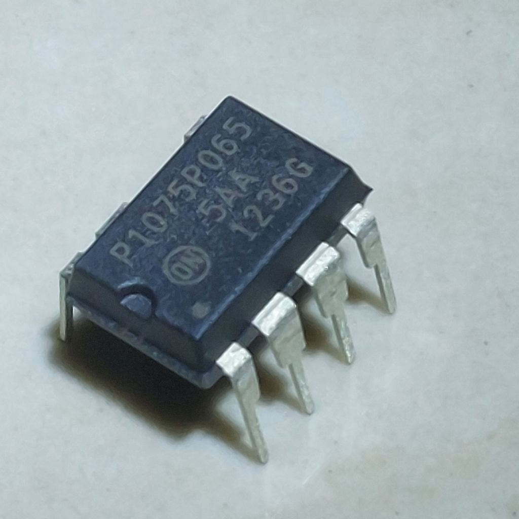 P1075P065 Dip-7 NCP1075P065G P1075PO65 ON IC Power Management Chip Switcher ONSEMI P1075AP065 NCP107