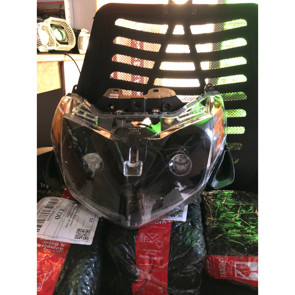 Reflektor Xeon Karbu Rubahan H4