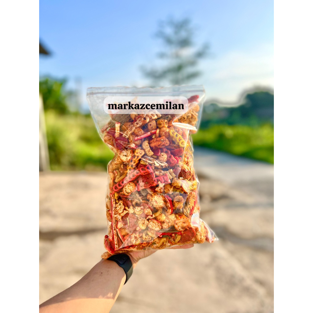 

Kerupuk Seblak Mix Viral 1Kg - 10 Varian dalam 1 Kemasan // Super Renyah
