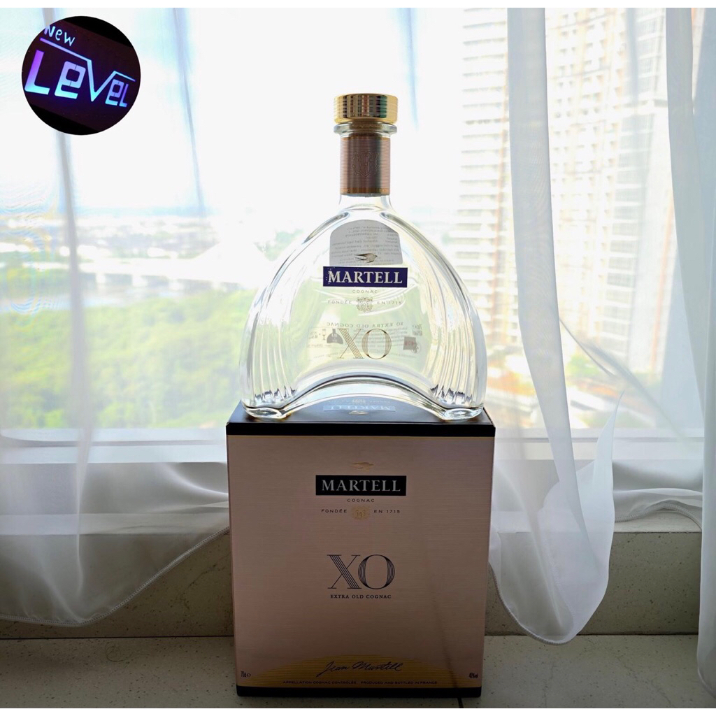 botol bekas miras  martel xo / botol pajangan / botol koleksi