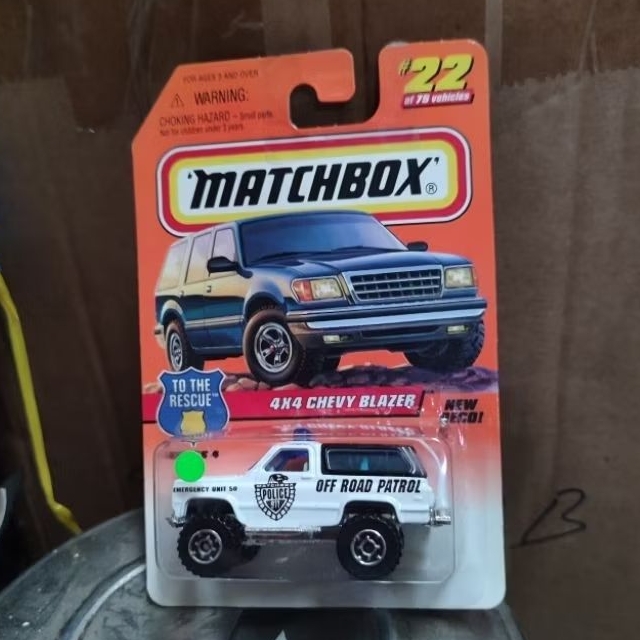 Matchbox 4x4 Chevy Blazer Police Off Road Patrol diecast Mattel