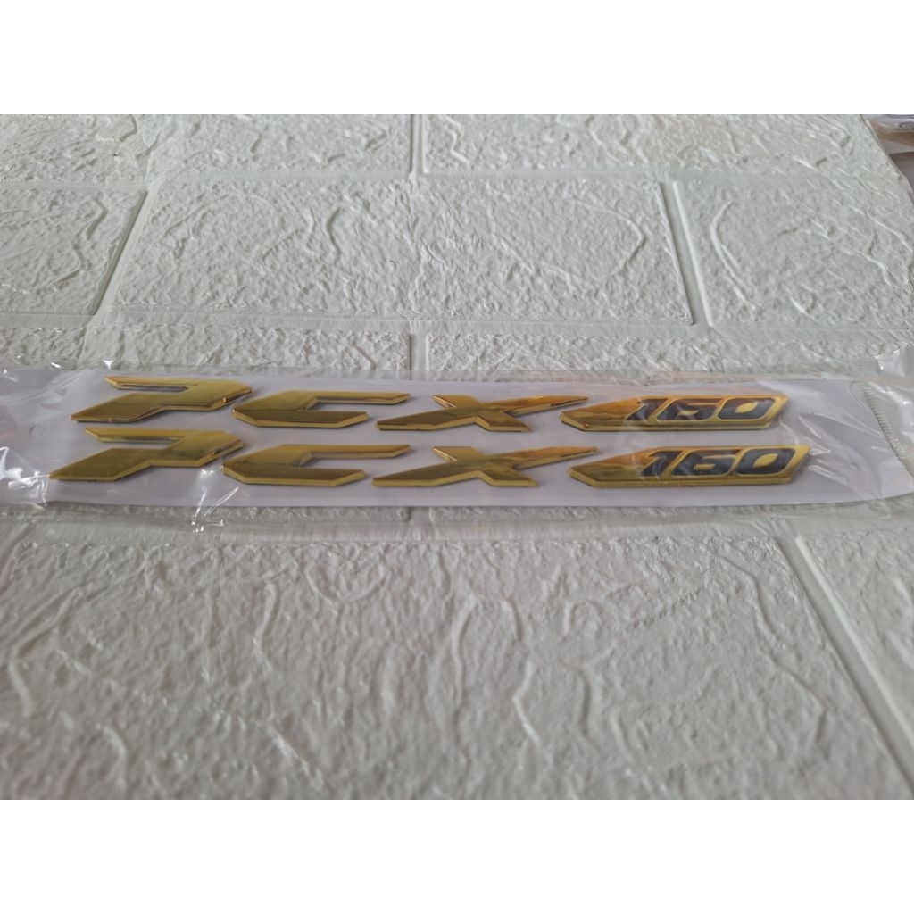 Emblem PCX Gold + 160 Bahan Abs Sepasang